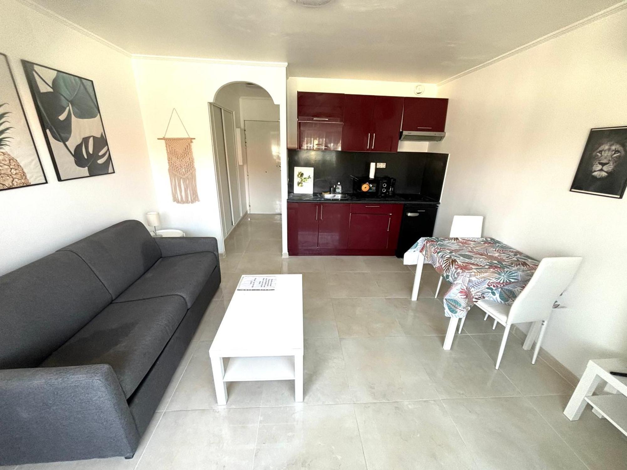 Apartment Centre Garibaldi Port *
